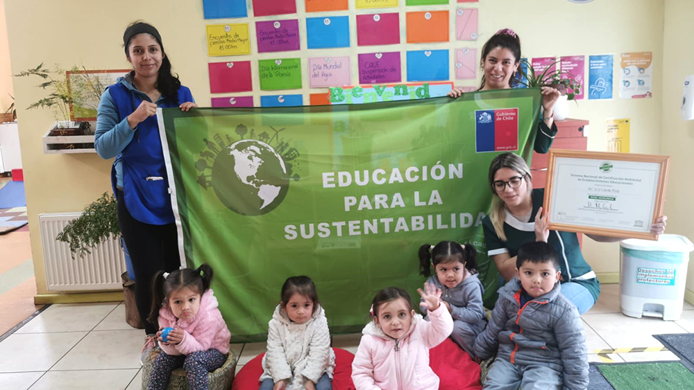 Jardines infantiles de Los Rios reciben certificación ambiental