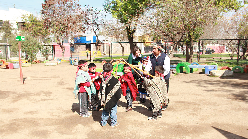 Aproximaciones en torno a la incorporación del enfoque intercultural en la Educación Parvularia chilena